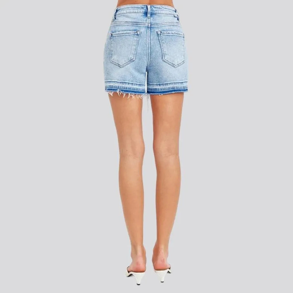 Straight mid-waist women's jean shorts